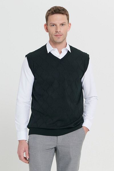 ALTINYILDIZ CLASSICS Men's Black Standard Fit Regular Cut V-Neck Knitwear Sweater