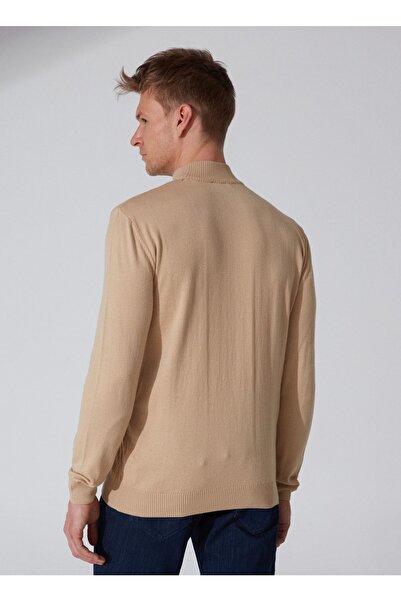 ALTINYILDIZ CLASSICS Pánský béžový nežmolkující standardní střih s polovičním rolákem Dobby pletený svetr