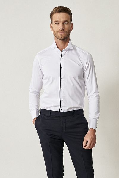 ALTINYILDIZ CLASSICS Weiß-dunkelblauer Bräutigamanzug mit Ata-Kragen, maßgeschneidertes Slim-Fit-Hemd mit schmalem Schnitt
