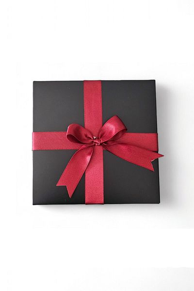 HEDİYEDİYE Black Claret Red Ribbon Gift Box
