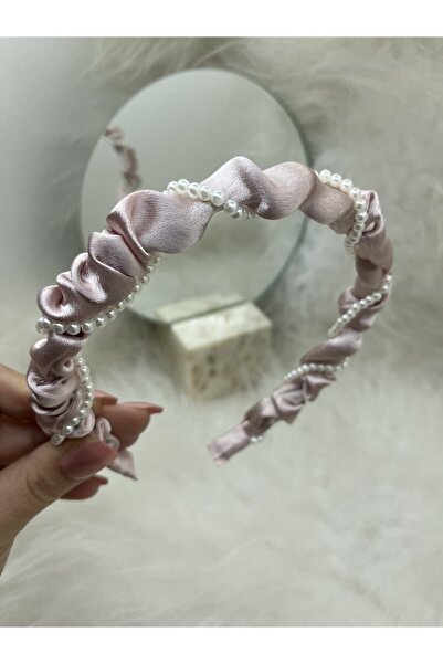 modernist تاج مُجمَّع مع مسحوق اللؤلؤ