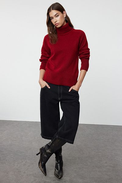 Trendyol Collection Bordeauxroter, weich strukturierter Basic-Strickpullover TWOAW21KZ1343
