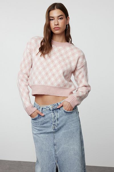 Trendyol Collection Kurzer, weicher Strickpullover mit Strukturmuster in Puder TWOAW22KZ1180