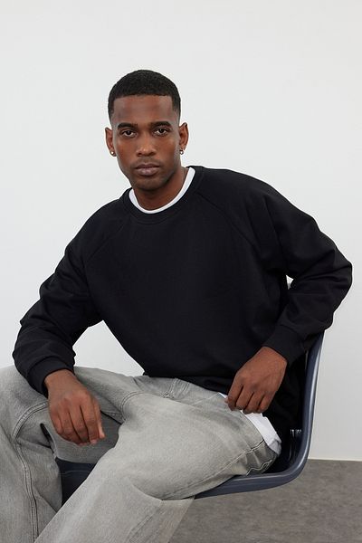 Trendyol Collection Fleece/warmes schwarzes Oversize-Sweatshirt - TMNAW23SW00190