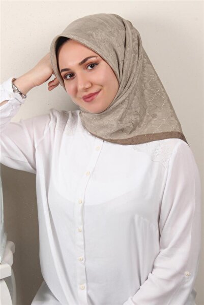 Eşarppark İpeksi Monogram Eşarp 8086-2 Çöl Kahvesi