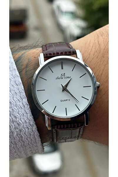 Show Time Men's Leather Wristwatch