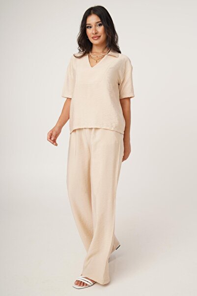 Hipo Trend Bluza i pantalone sa V-izrezom i kratkim rukavima u boji kamile