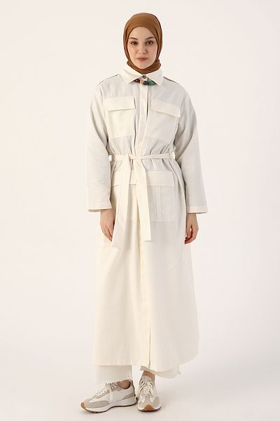 ALLDAY Ecrufarbene Abaya mit Balgtaschengürtel