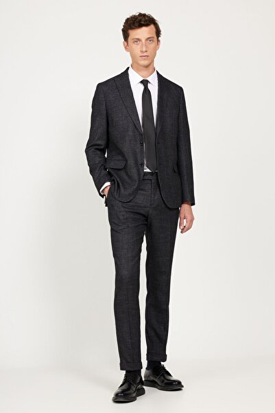 ALTINYILDIZ CLASSICS Men's Black Slim Fit Slim Fit Swallow Collar Patterned Suit