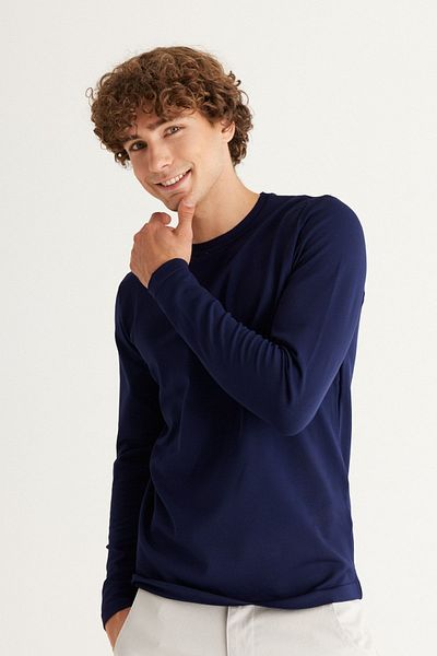 ALTINYILDIZ CLASSICS Marineblauer Strickpullover für Herren in Standard-Passform mit normalem Schnitt und Rundhalsausschnitt