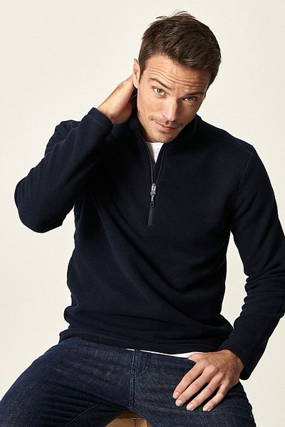 AC&Co / Altınyıldız Classics Marineblaues, pillingfreies, pillingfreies, kältebeständiges Fleece-Sweatshirt mit Bato-Kragen in Standard-Passform für Herren