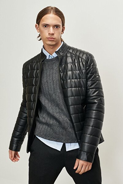 AC&Co / Altınyıldız Classics Erkek Siyah Standart Fit Normal Kesim Dik Yaka D...