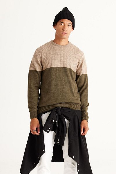 AC&Co / Altınyıldız Classics Πλεκτό πουλόβερ ανδρικό μπεζ-χακί Standard Fit Normal Cut Crew Neck Colorblok με σχέδια