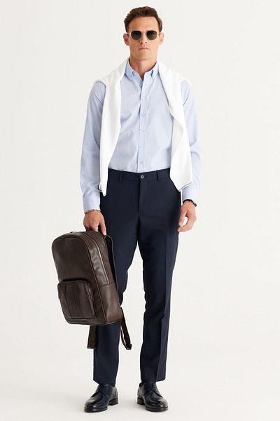 ALTINYILDIZ CLASSICS Hellblaues Slim-Fit-Hemd mit Knopfkragen und Muster für Herren