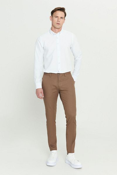ALTINYILDIZ CLASSICS Ανδρικό ευέλικτο καθημερινό παντελόνι Camel Slim Fit Dobby με στενό κόψιμο