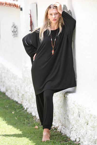 Chiccy Large Size Pocketed Round Neck Black Knitted Suit - Elastic Waist and Leg
