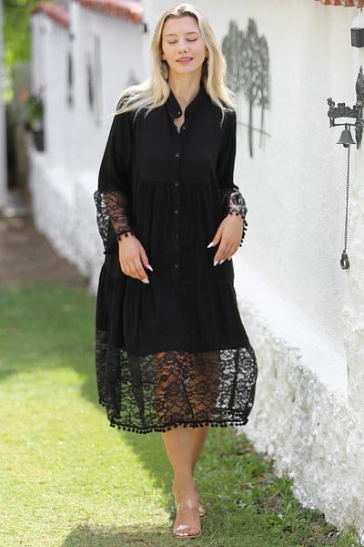 Chiccy Richter Collar Black Lace 3/4 Sleeve Casual Dress