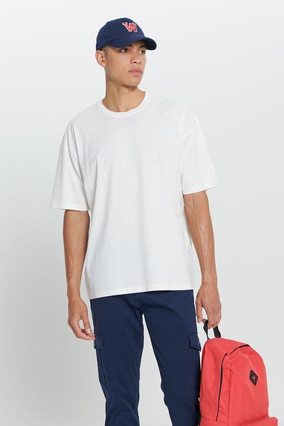 AC&Co / Altınyıldız Classics Ecrufarbenes, bedrucktes T-Shirt mit Rundhalsausschnitt und Oversize-Passform für Herren, lockerer Schnitt, 100 % Baumwolle