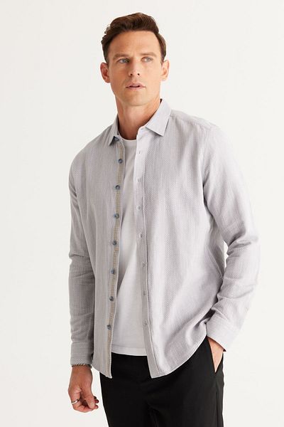 ALTINYILDIZ CLASSICS Graues Slim-Fit-Herrenhemd mit schmalem Schnitt und klassischem Kragen aus 100 % Dobby-Baumwolle