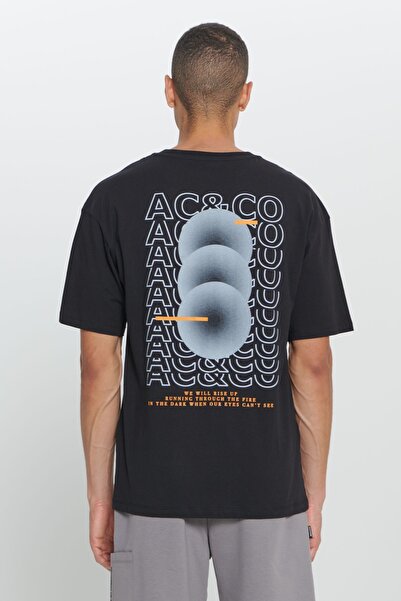 AC&Co / Altınyıldız Classics Ανδρικό μπλουζάκι με λαιμόκοψη σε μαύρη φαρδιά εφαρμογή, 100% βαμβάκι με στάμπα