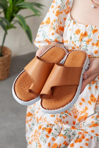 Adım Adım Papuci de damă ortopedici din piele naturală - Flip Flops Tan