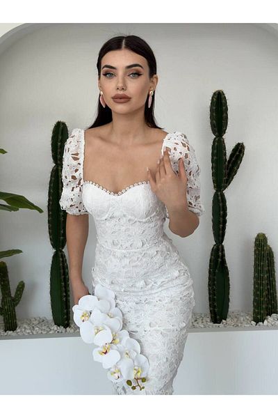 conconmoda Γυναικείο φόρεμα με δαντέλα σε λευκό σχέδιο
