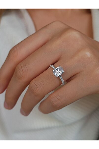 Sirius Pırlanta Pırlanta Ve Beyaz Topaz Venüs Tulipa Yüzük