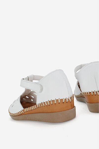 TUNAELLİ Bílé kožené dámské sandály - 35-41-42 číslo, páskové, ploché klínky, podpatky, otevřené boční