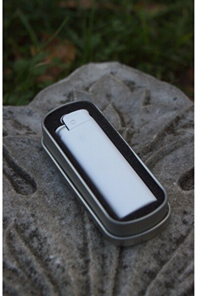 Cricket İsim Yazılı Beyaz Pürmüzlü Turbo Taşlı Çakmak