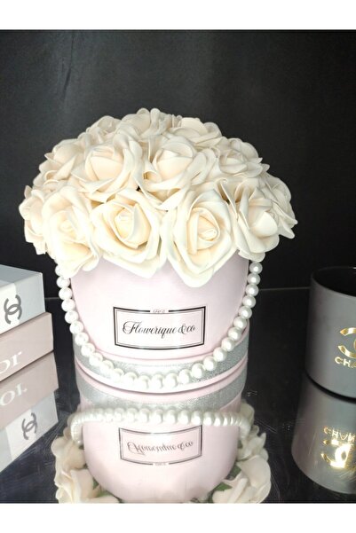 flowerique&co Krem Renk Kutuda Yapay Güller