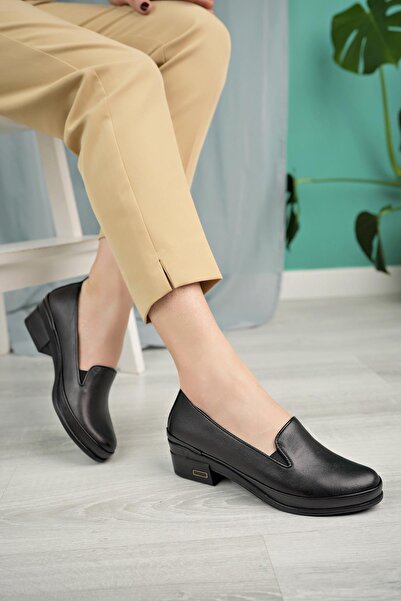 Castle Black Γυναικεία παπούτσια από γνήσιο δέρμα εξαιρετικά άνετα και μαλακά...