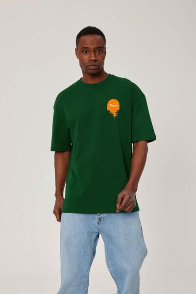 NOMARC Ανδρικό μπλουζάκι Sun Seekers με γραφή σε πράσινο χρώμα