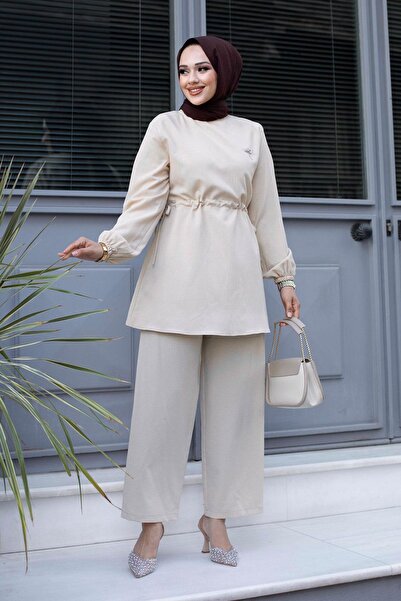 MİSSKAYLE Μπεζ Σετ Χιτζάμπ - Λεπτομέρεια Μπροντζ