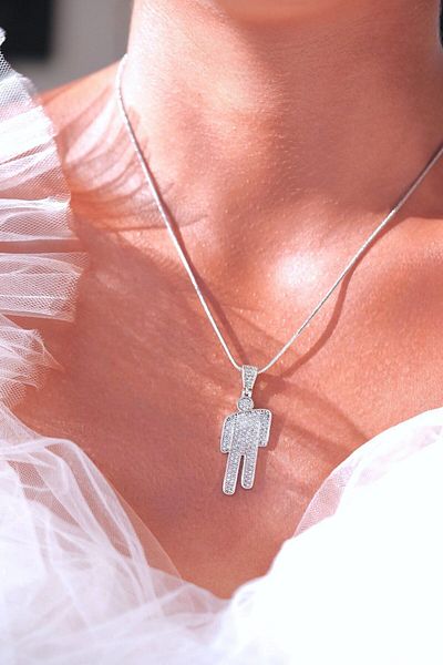 AŞIK ACCESSORIES قلادة من الفولاذ مع شعار بيلي إيليش