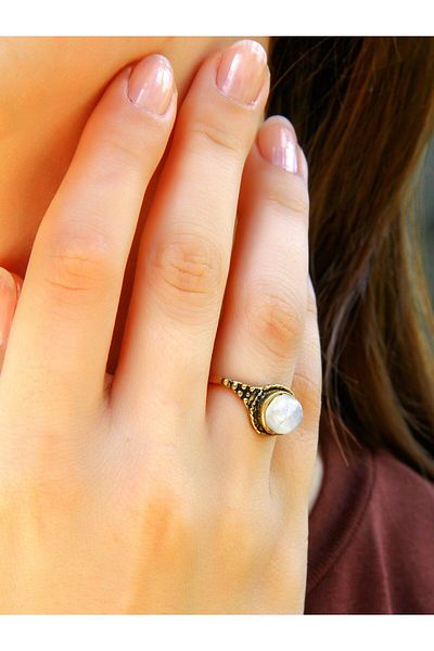 esha Natural Stone Round Women's Ring - Adjustable euy35ay