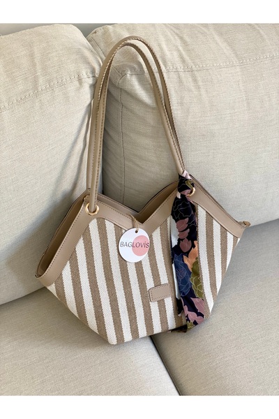 BAGLOVİS Geantă de umăr pentru femei New Season - Detaliată eșarfă și paie