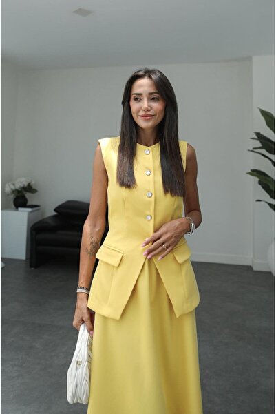 buqre's moda Aszimmetrikus mellény és hosszú szoknya szett - gyöngy gomb részlet