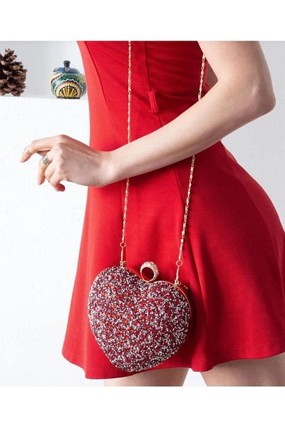 GP GUES POLO Women's Heart Evening Bag - Stylish and Useful Design