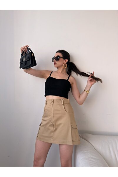 Fav Style تنورة نسائية بيج - جيب كارجو وشورت قصير