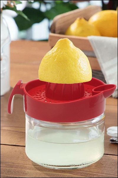 Mavi Dünya Plastik Glass Lemon Squeezer with Lid 300 Ml