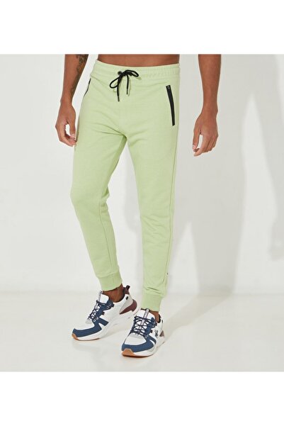 Aeropostale Men's Green Plain Mid-Rise Drawstring Jogger
