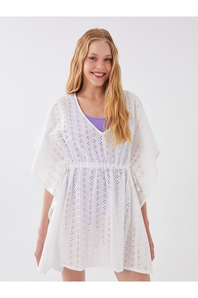 LC Waikiki Besticktes Strandkleid mit V-Ausschnitt und kurzen Ärmeln für Damen