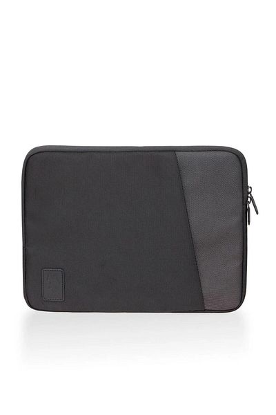 U.S. Polo Assn. Macbook Air and Pro 13.3 Inch Compatible Black Laptop Case