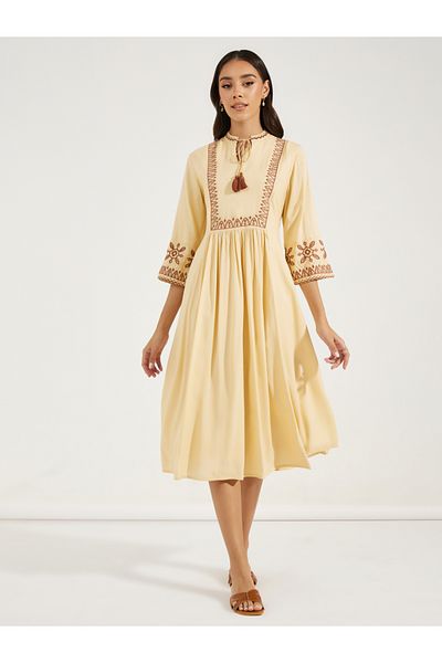 Styli Embroidered 3/4th Sleeves A-Line Midi Dress