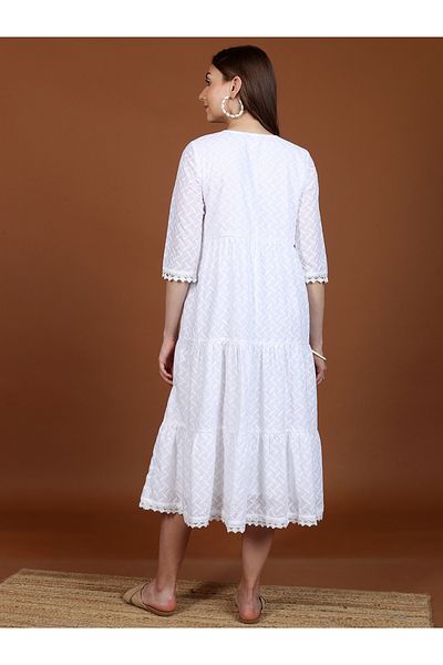Ketch By Styli Embroidery Detail Keyhole Neck A-Line Midi Dress