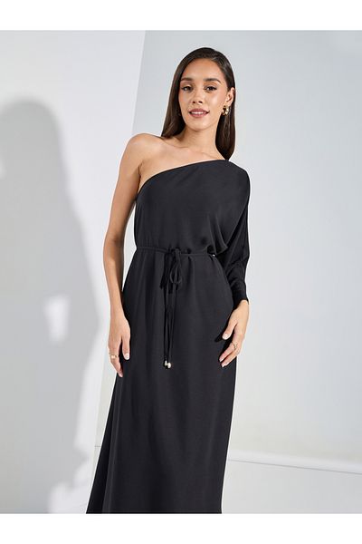 Styli Solid One Shoulder  Maxi Dress