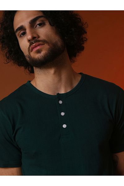 Campus Sutra By Styli Ombre Look Henley Neck T-Shirt
