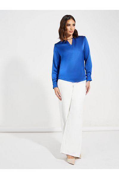 Styli Keyhole Neck Chain Detail Satin Blouse