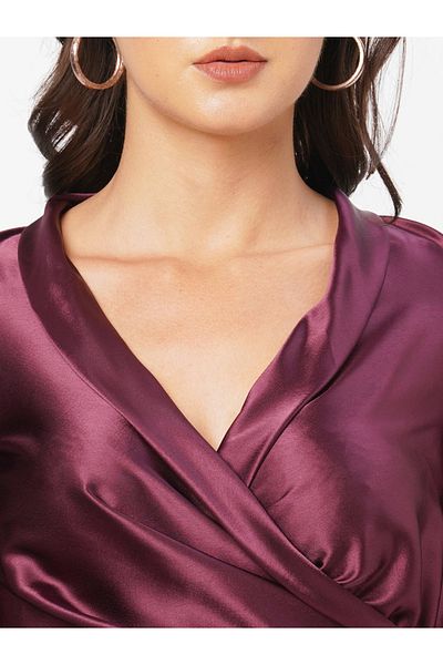 Mish By Styli نمط لف الساتان الأعلى مع تفاصيل الطية الجانبية
