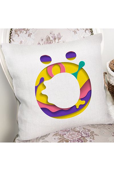 Realhomes Husă de pernă cu design special, imprimată digital, cu litera O colorată pe fundal alb